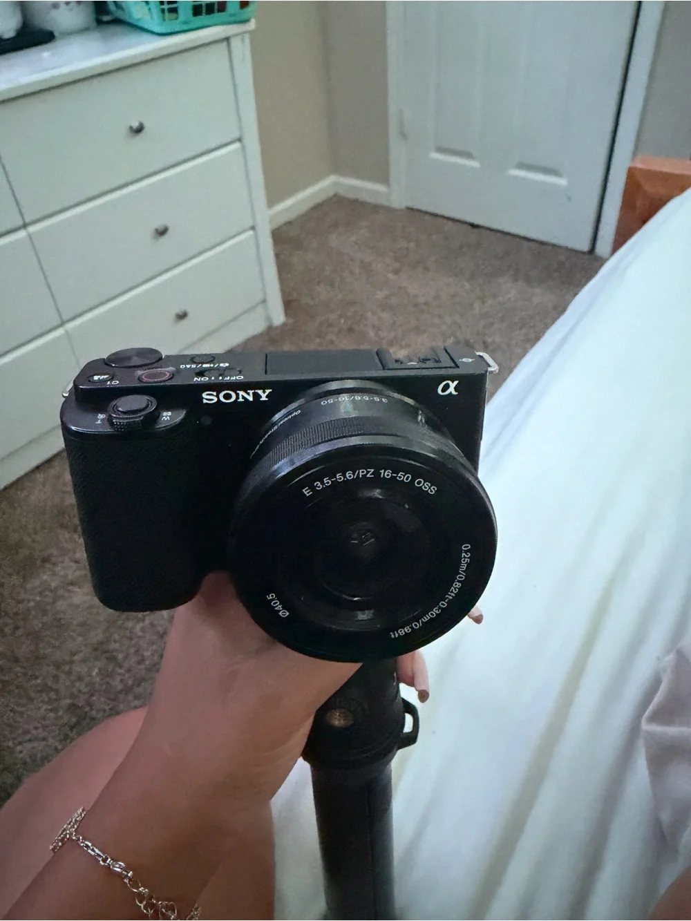 Sony zv-10 Camera in Black with 16-50mm Lens